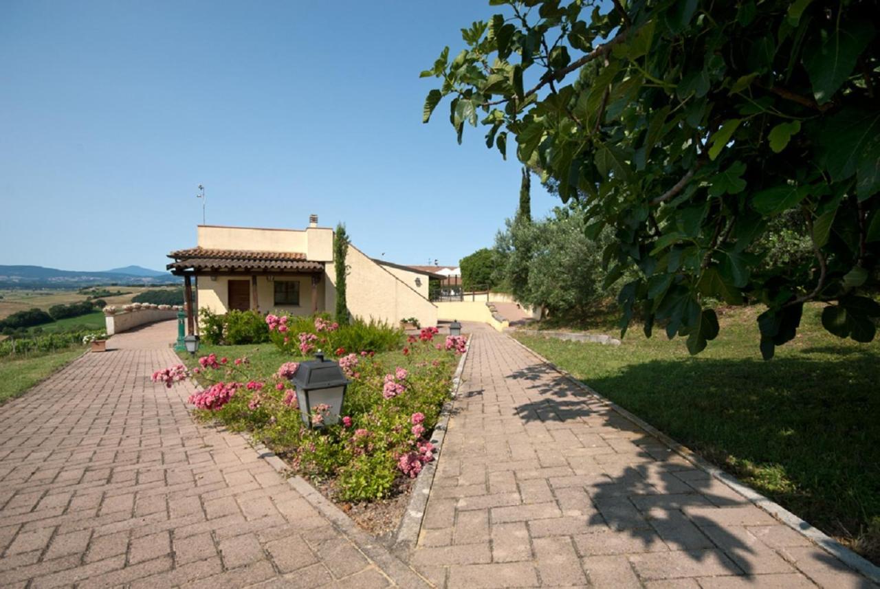 הוילה Petrignano Del Lago Poste Del Chiugi מראה חיצוני תמונה