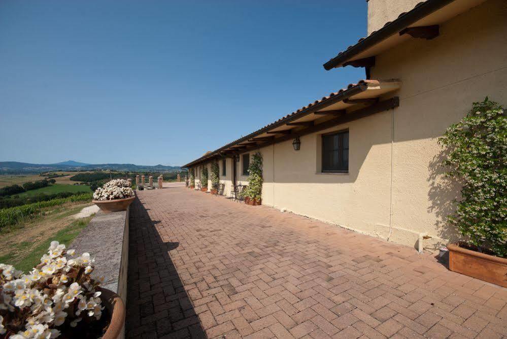 הוילה Petrignano Del Lago Poste Del Chiugi מראה חיצוני תמונה